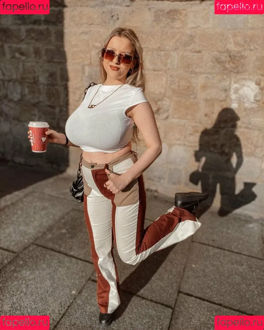 Amber Rose Brightman Onlyfans Photo Gallery 