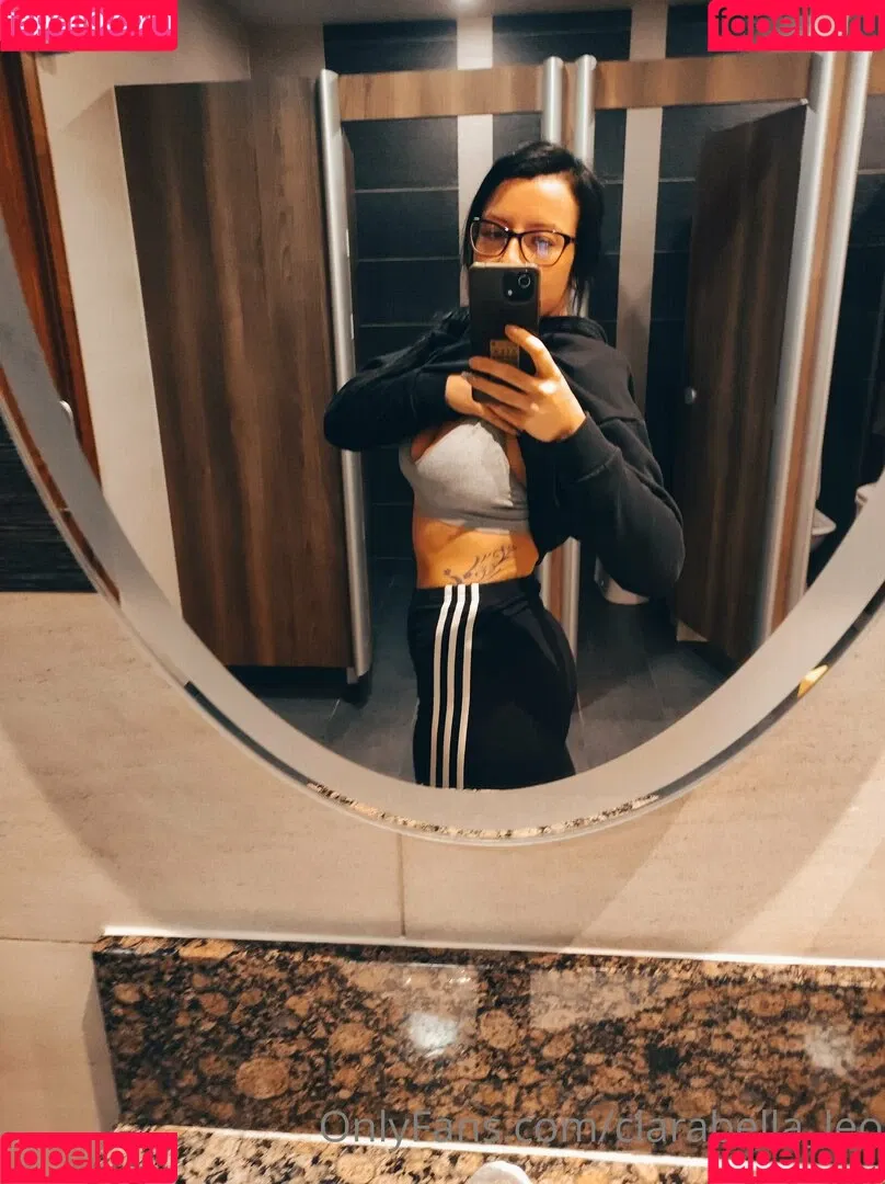 clarabella_leo Onlyfans Photo Gallery 