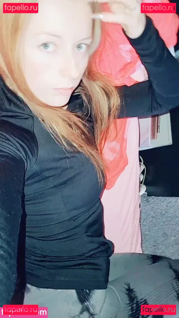 clarabella_leo Onlyfans Photo Gallery 