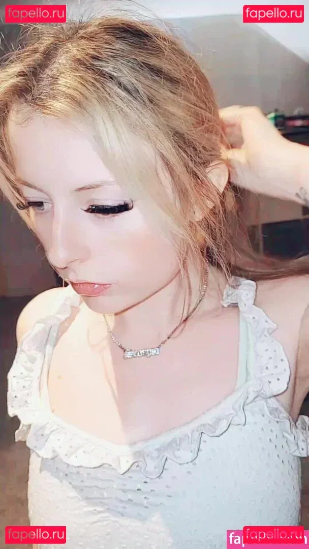 clarabella_leo Onlyfans Photo Gallery 