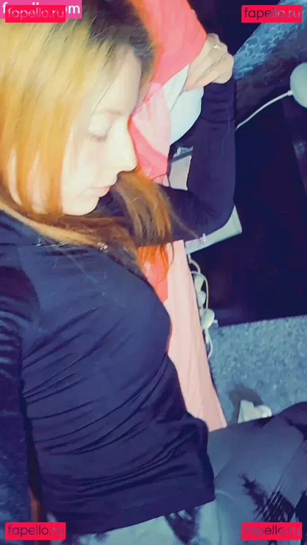 clarabella_leo Onlyfans Photo Gallery 