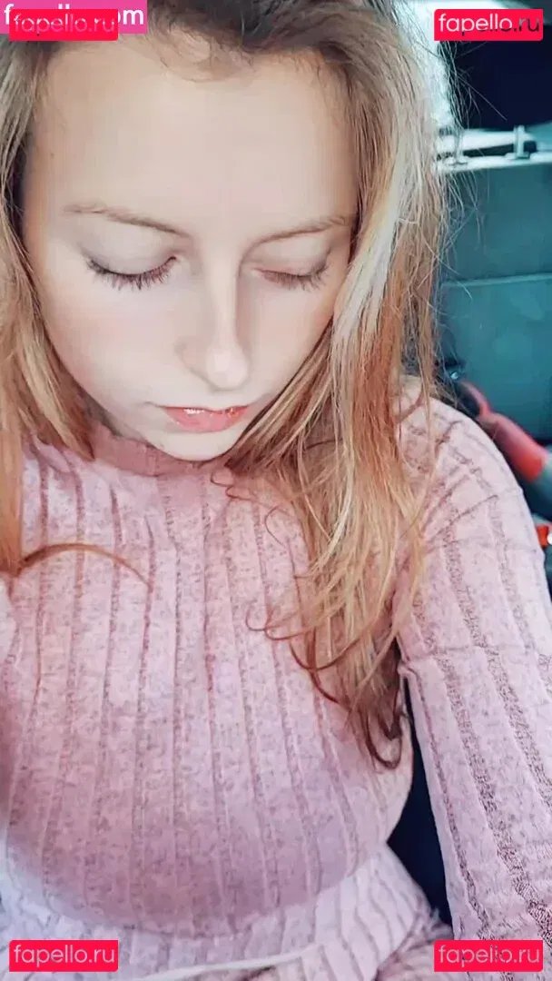 clarabella_leo Onlyfans Photo Gallery 