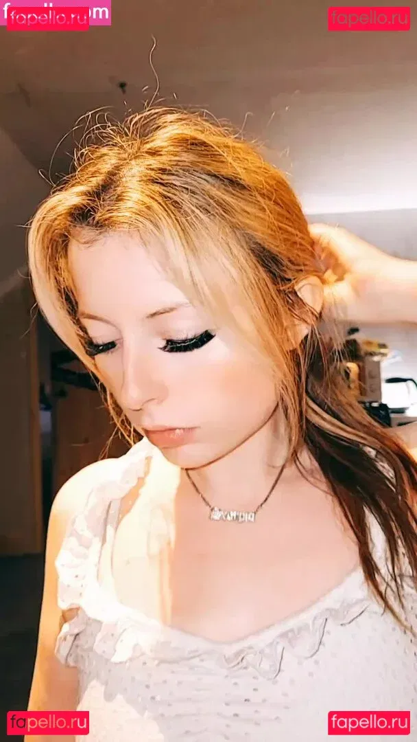 clarabella_leo Onlyfans Photo Gallery 