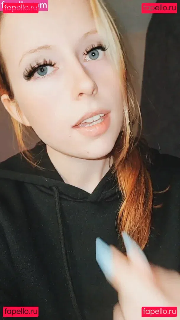 clarabella_leo Onlyfans Photo Gallery 