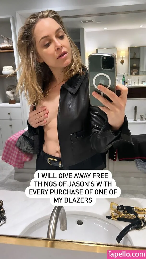Jenny Mollen Onlyfans Photo Gallery 