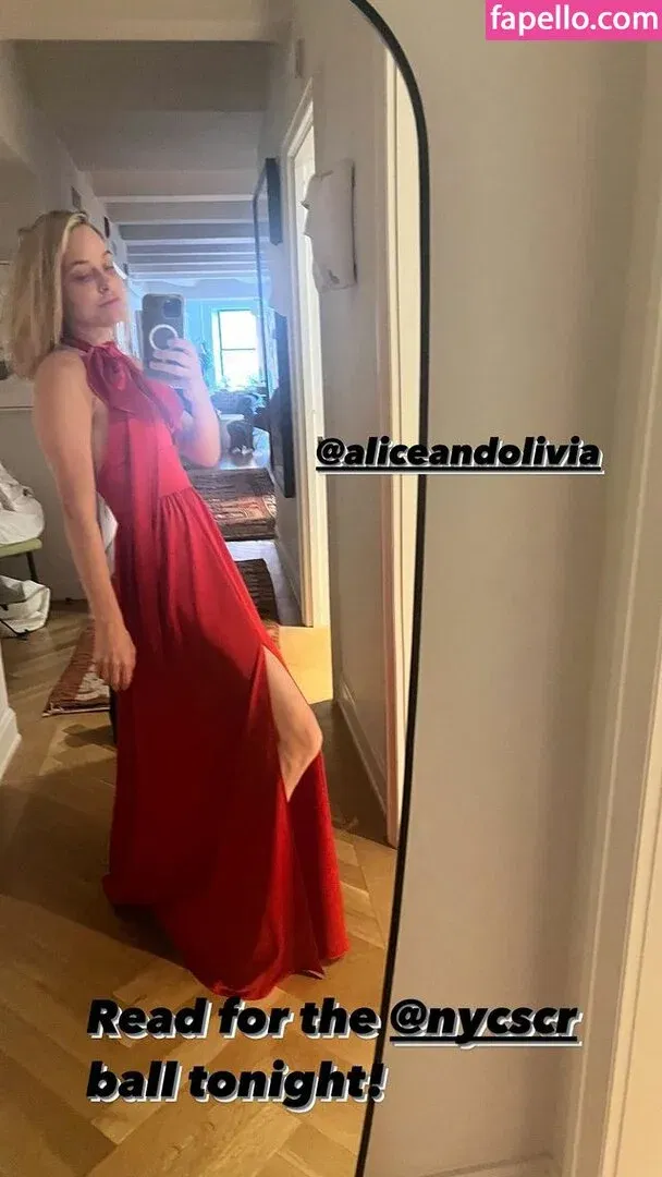 Jenny Mollen Onlyfans Photo Gallery 