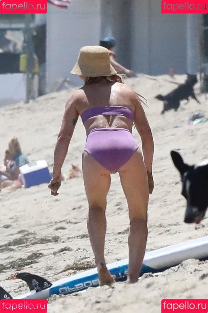 Hillary Duff Onlyfans Photo Gallery 