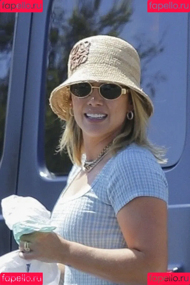 Hillary Duff Onlyfans Photo Gallery 