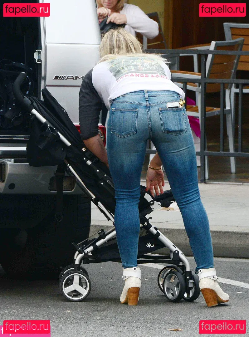 Hillary Duff Onlyfans Photo Gallery 