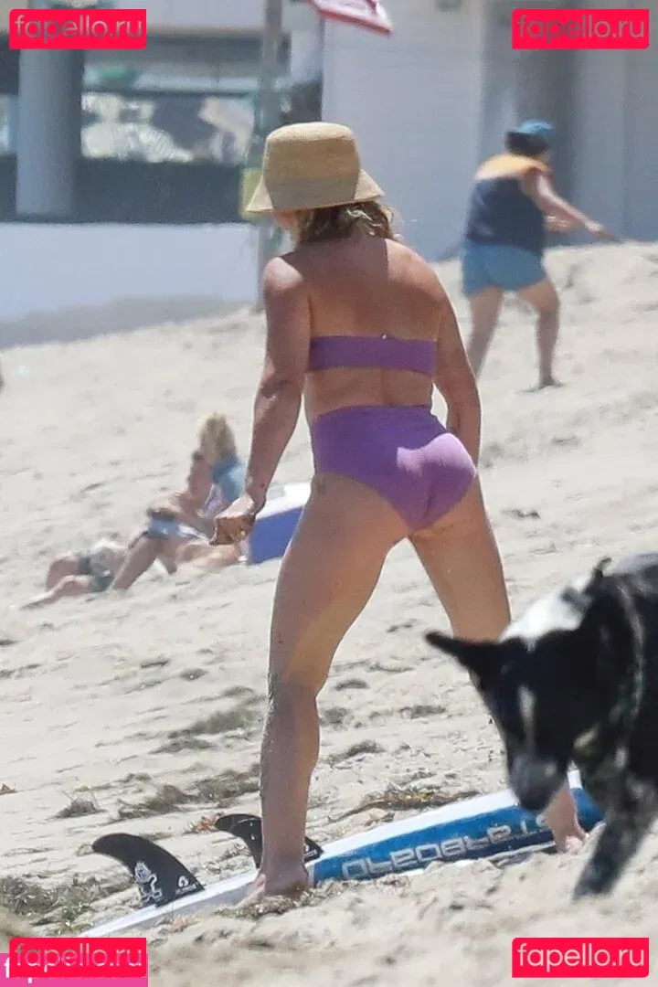 Hillary Duff Onlyfans Photo Gallery 