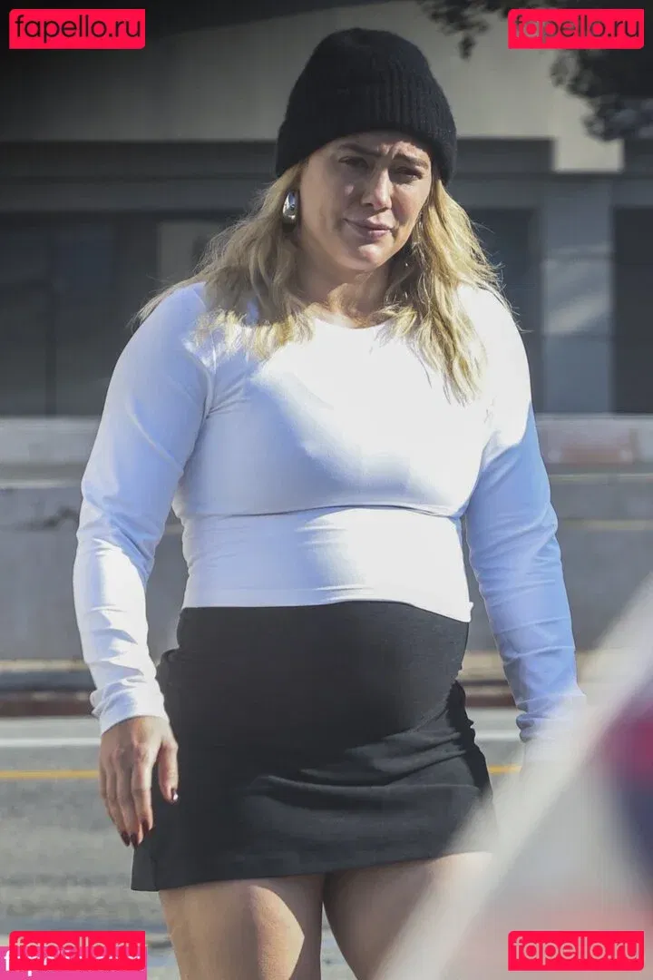 Hillary Duff Onlyfans Photo Gallery 