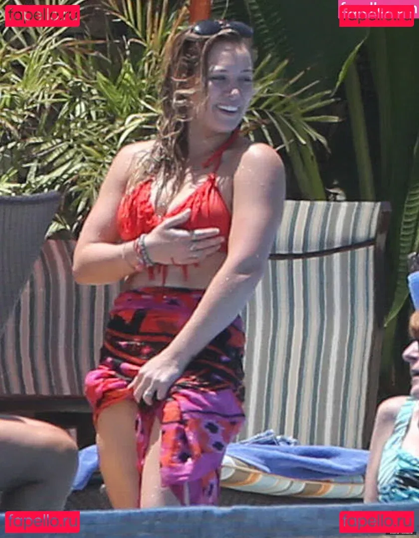 Hillary Duff Onlyfans Photo Gallery 