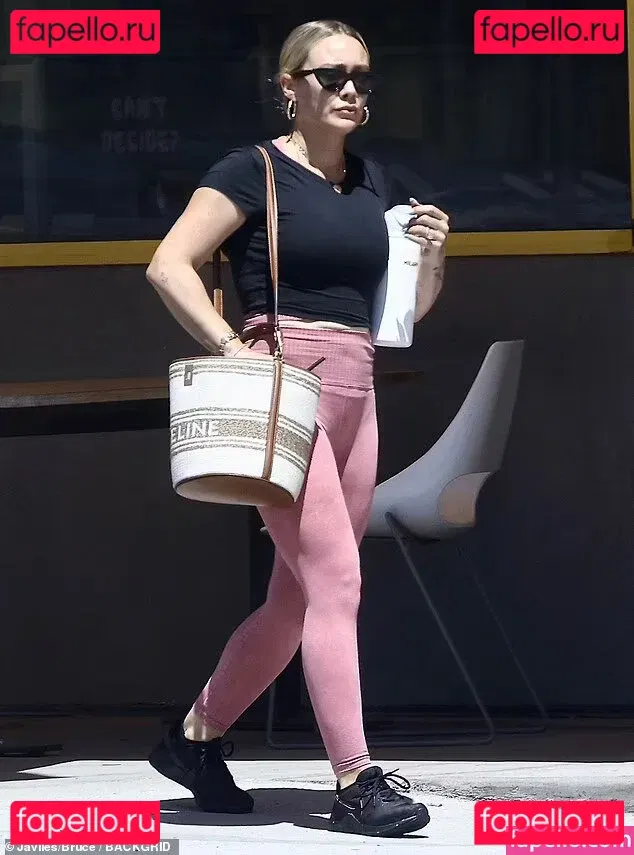 Hillary Duff Onlyfans Photo Gallery 