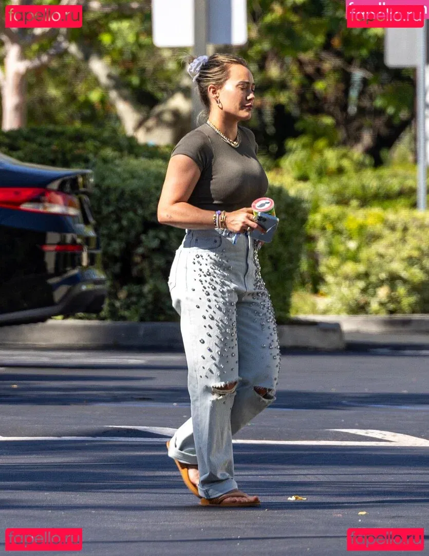 Hillary Duff Onlyfans Photo Gallery 