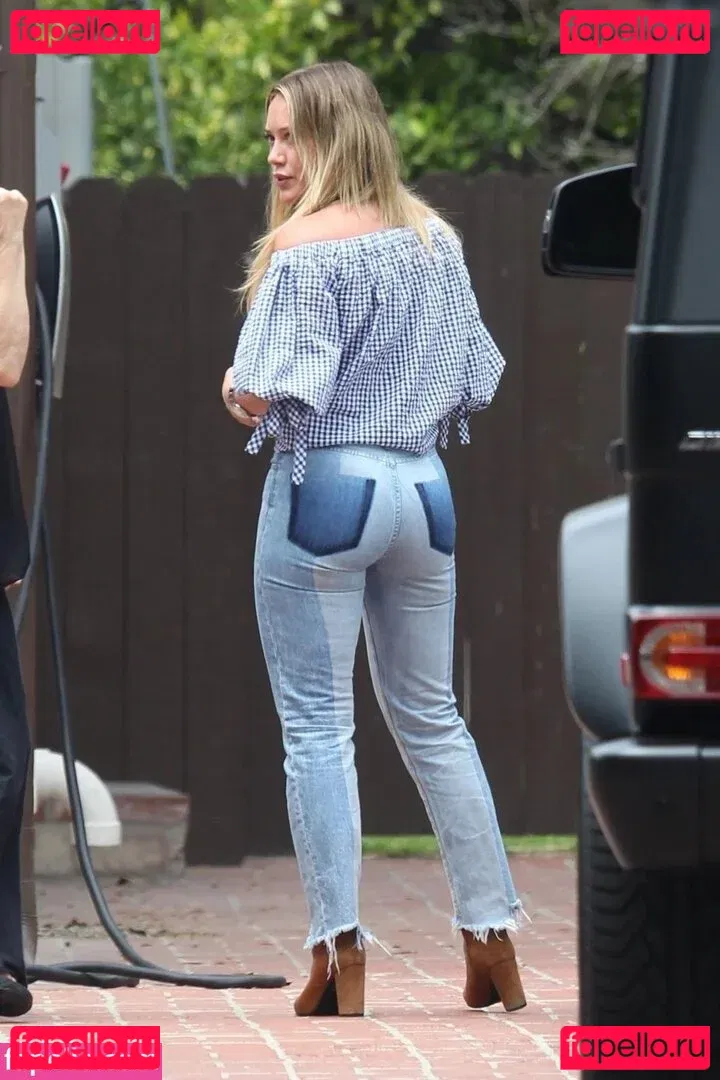 Hillary Duff Onlyfans Photo Gallery 