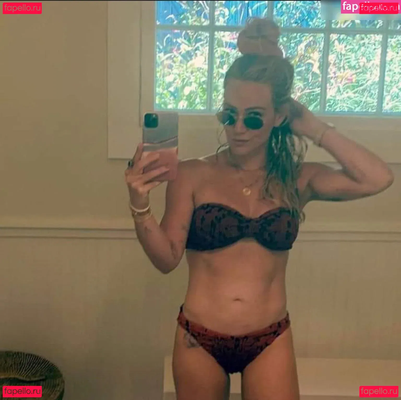 Hillary Duff Onlyfans Photo Gallery 