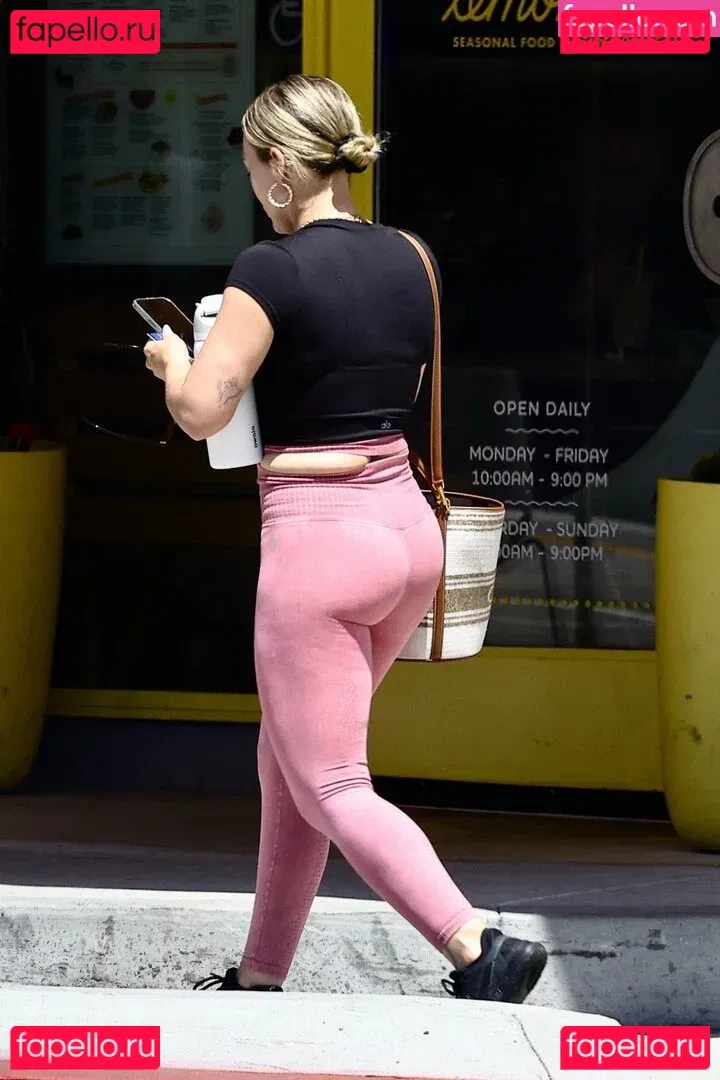 Hillary Duff Onlyfans Photo Gallery 