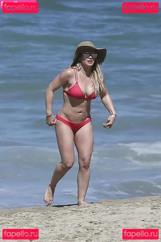 Hillary Duff Onlyfans Photo Gallery 