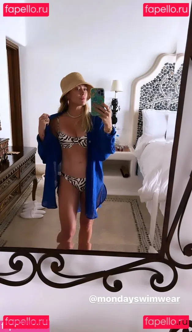 Hillary Duff Onlyfans Photo Gallery 