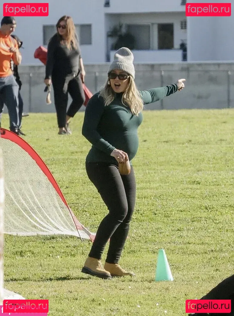 Hillary Duff Onlyfans Photo Gallery 