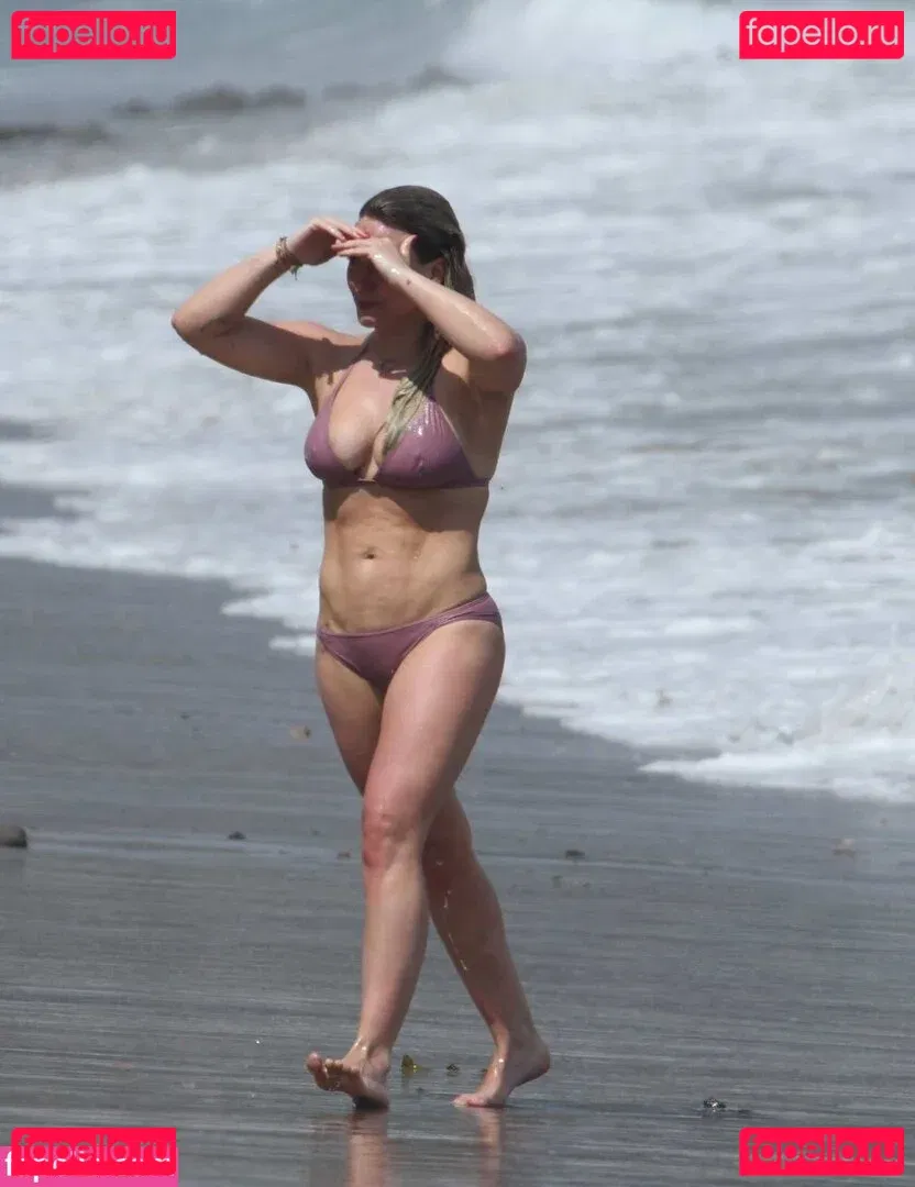 Hillary Duff Onlyfans Photo Gallery 