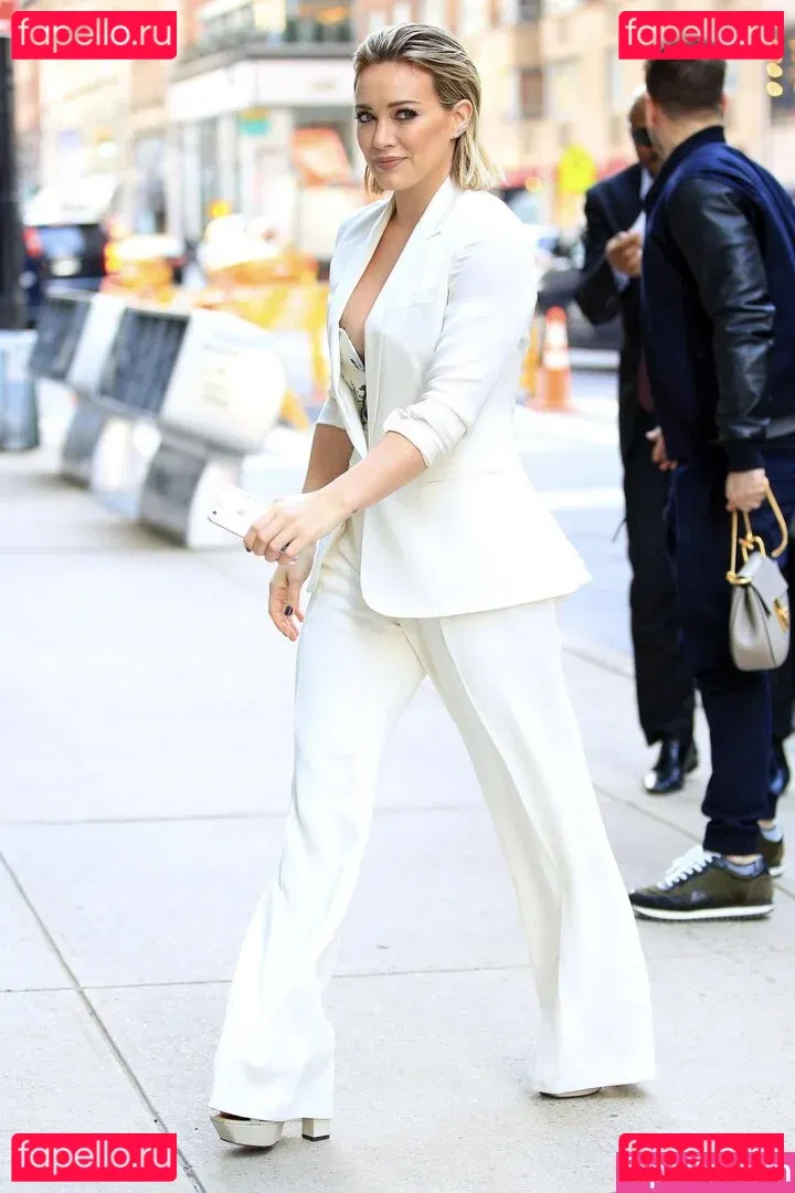 Hillary Duff Onlyfans Photo Gallery 