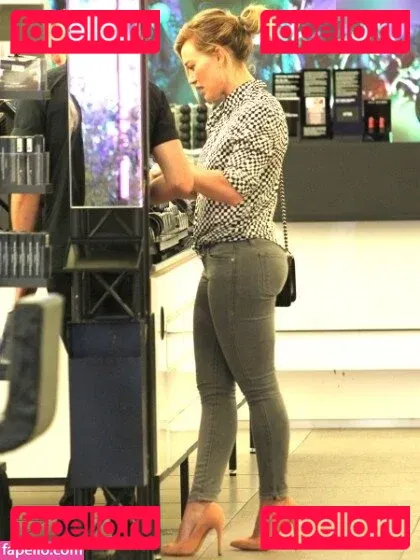 Hillary Duff Onlyfans Photo Gallery 