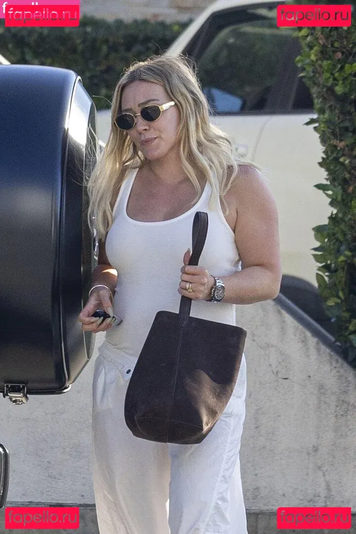 Hillary Duff Onlyfans Photo Gallery 