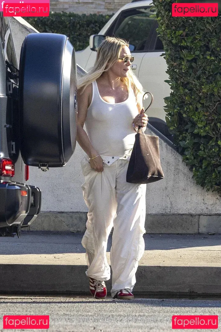 Hillary Duff Onlyfans Photo Gallery 