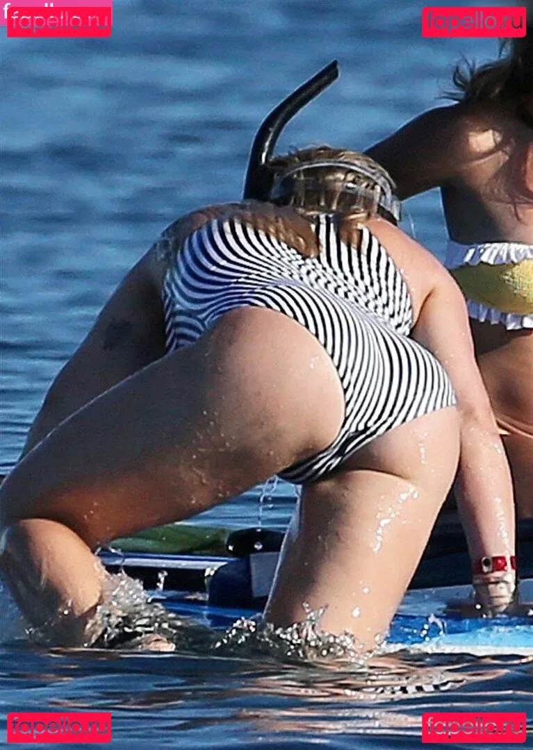Hillary Duff Onlyfans Photo Gallery 