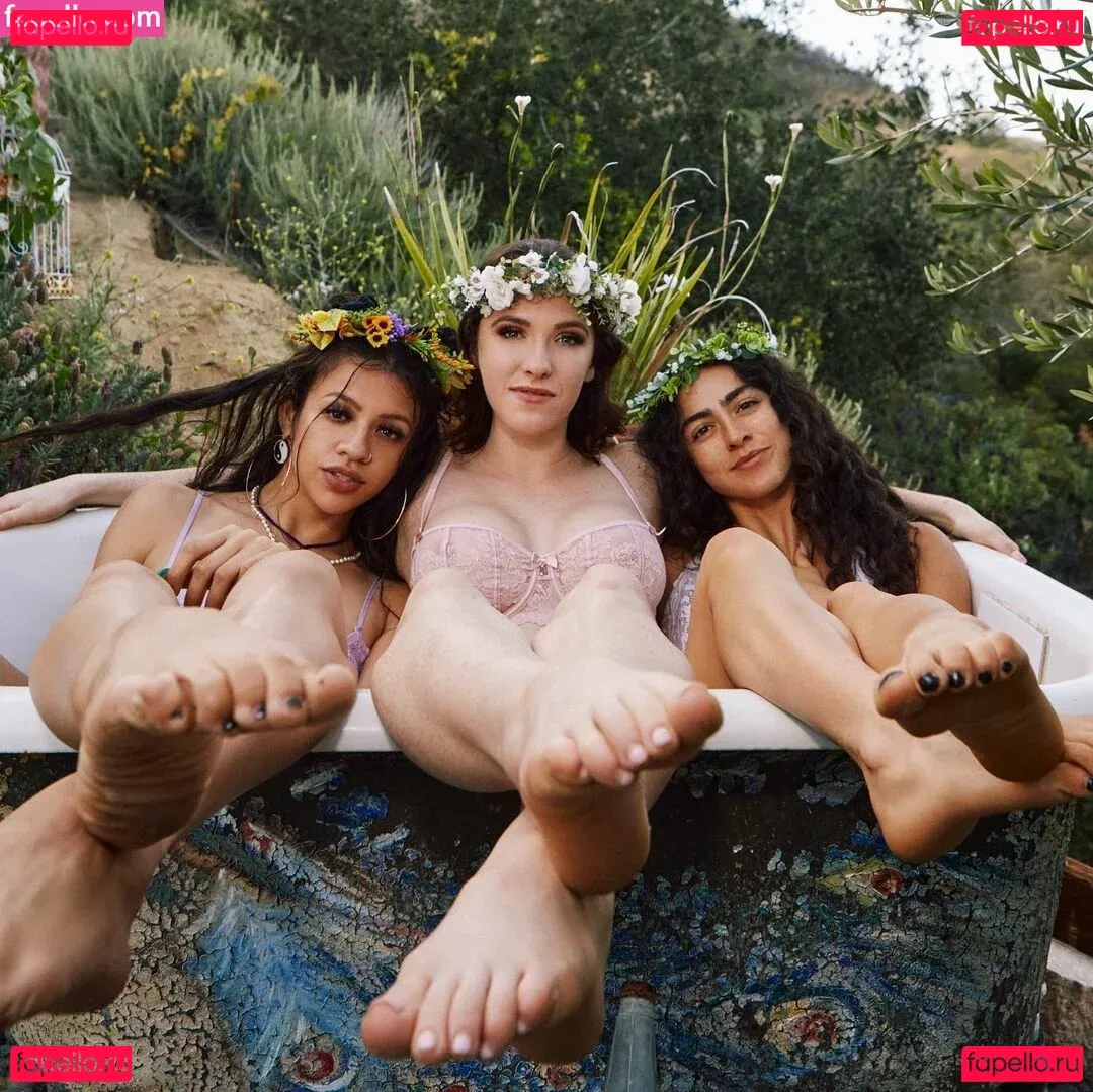 Adison Briana Onlyfans Photo Gallery 