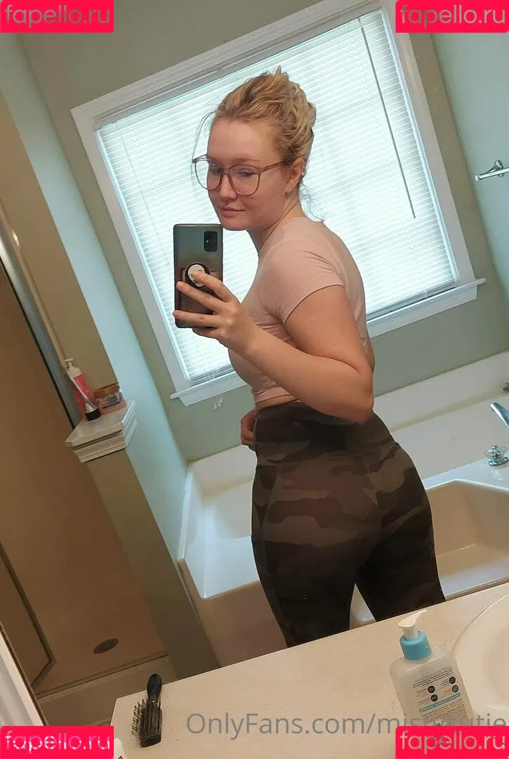 MistyCutie Onlyfans Photo Gallery 