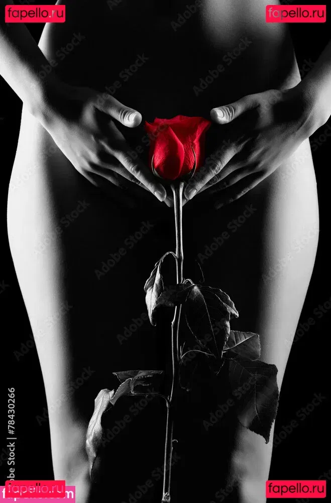 Red Rose Onlyfans Photo Gallery 