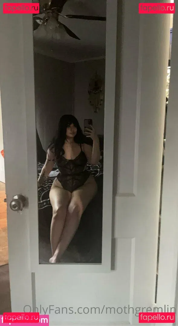 mothgremlin Onlyfans Photo Gallery 