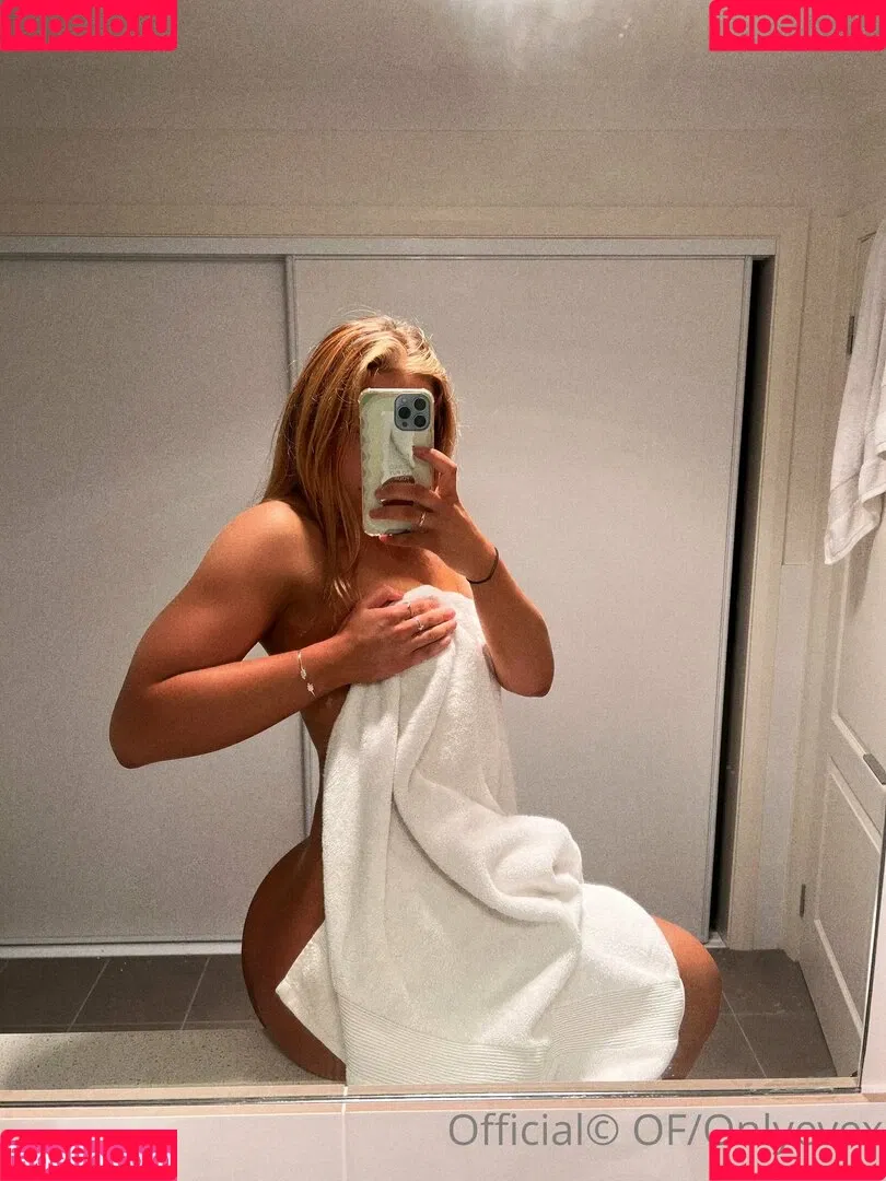 Justeviehall Onlyfans Photo Gallery 