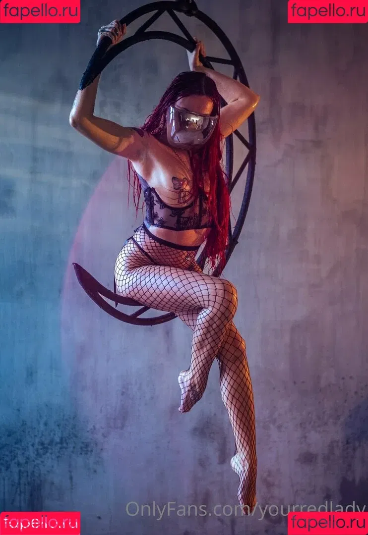 yourredlady Onlyfans Photo Gallery 