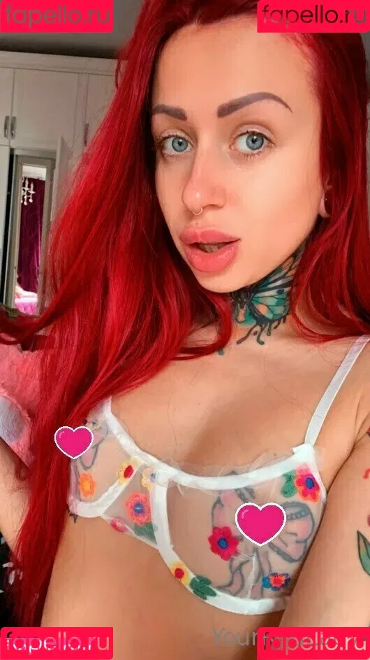 yourredlady Onlyfans Photo Gallery 