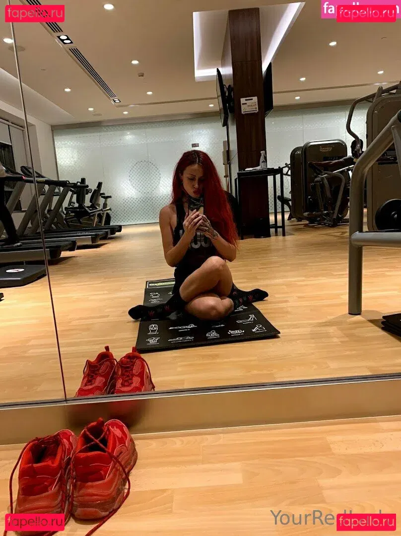 yourredlady Onlyfans Photo Gallery 