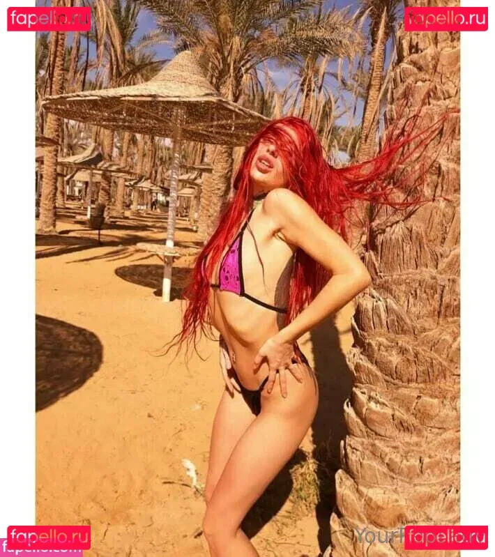 yourredlady Onlyfans Photo Gallery 