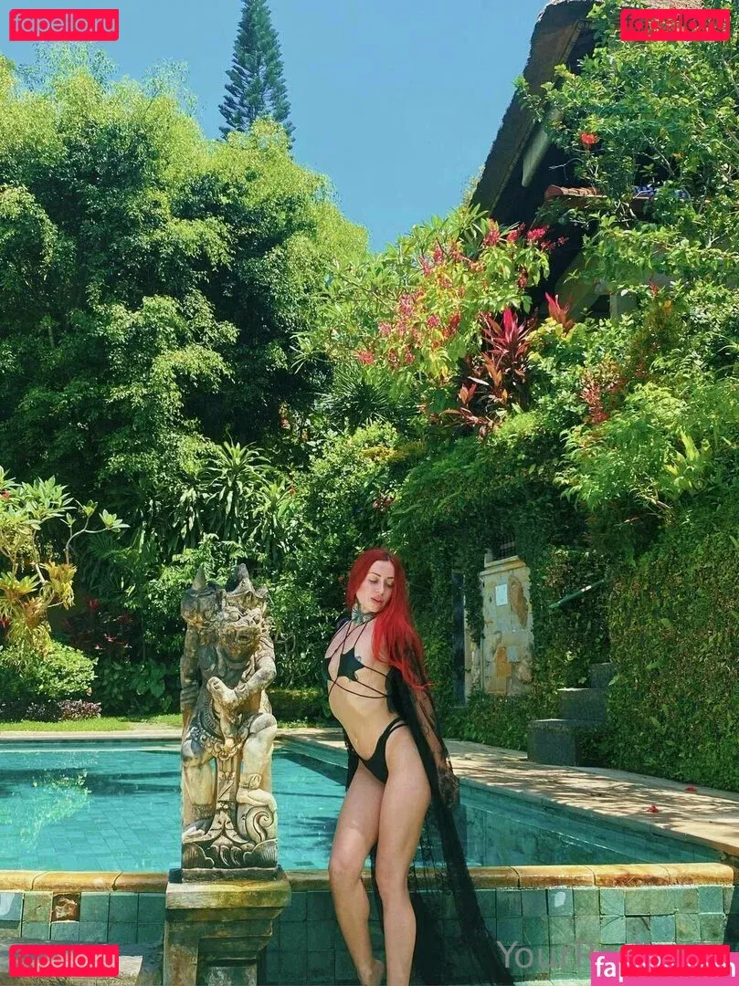 yourredlady Onlyfans Photo Gallery 