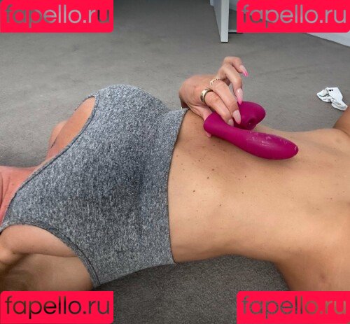 Tyana Hansen Onlyfans Photo Gallery 