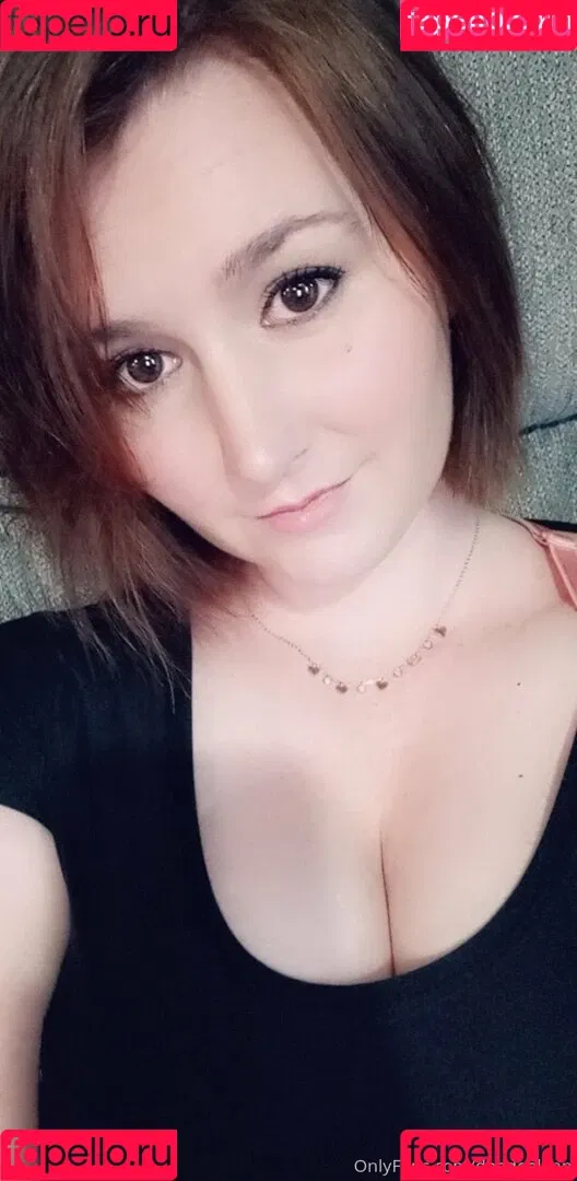 deedeelynn Onlyfans Photo Gallery 