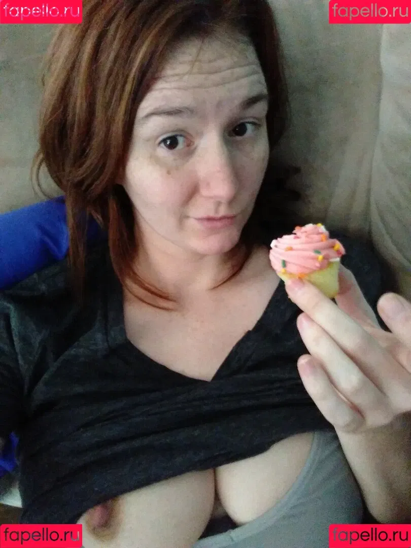deedeelynn Onlyfans Photo Gallery 