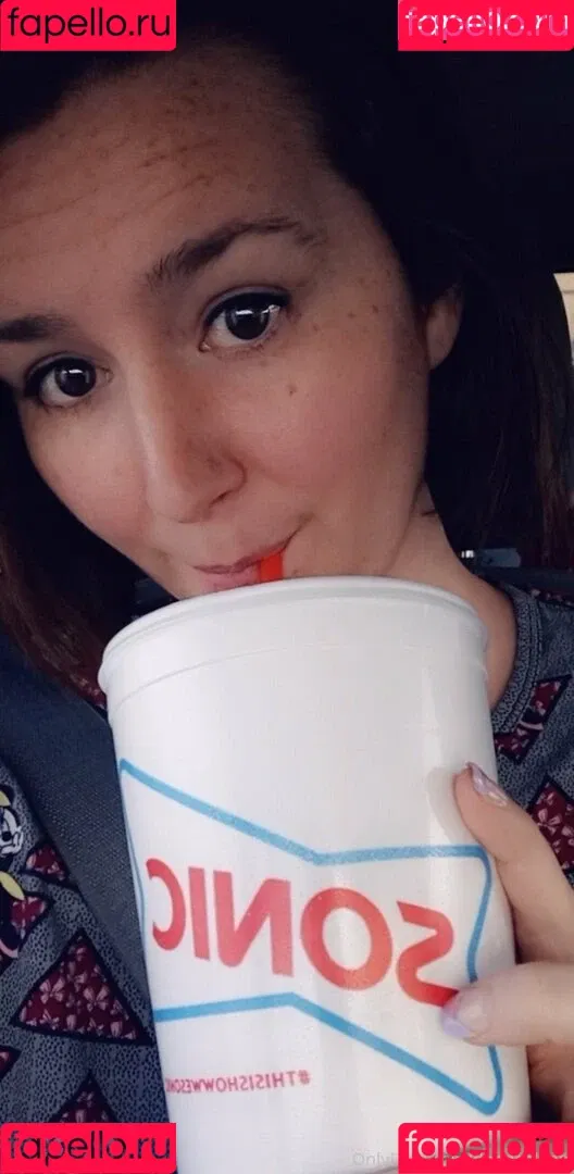 deedeelynn Onlyfans Photo Gallery 