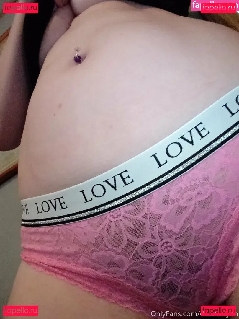 deedeelynn Onlyfans Photo Gallery 