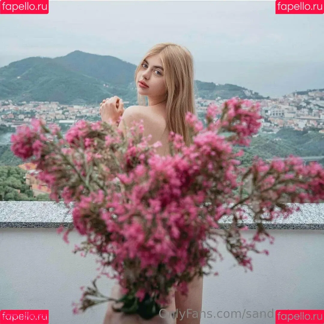 sandrateeny Onlyfans Photo Gallery 