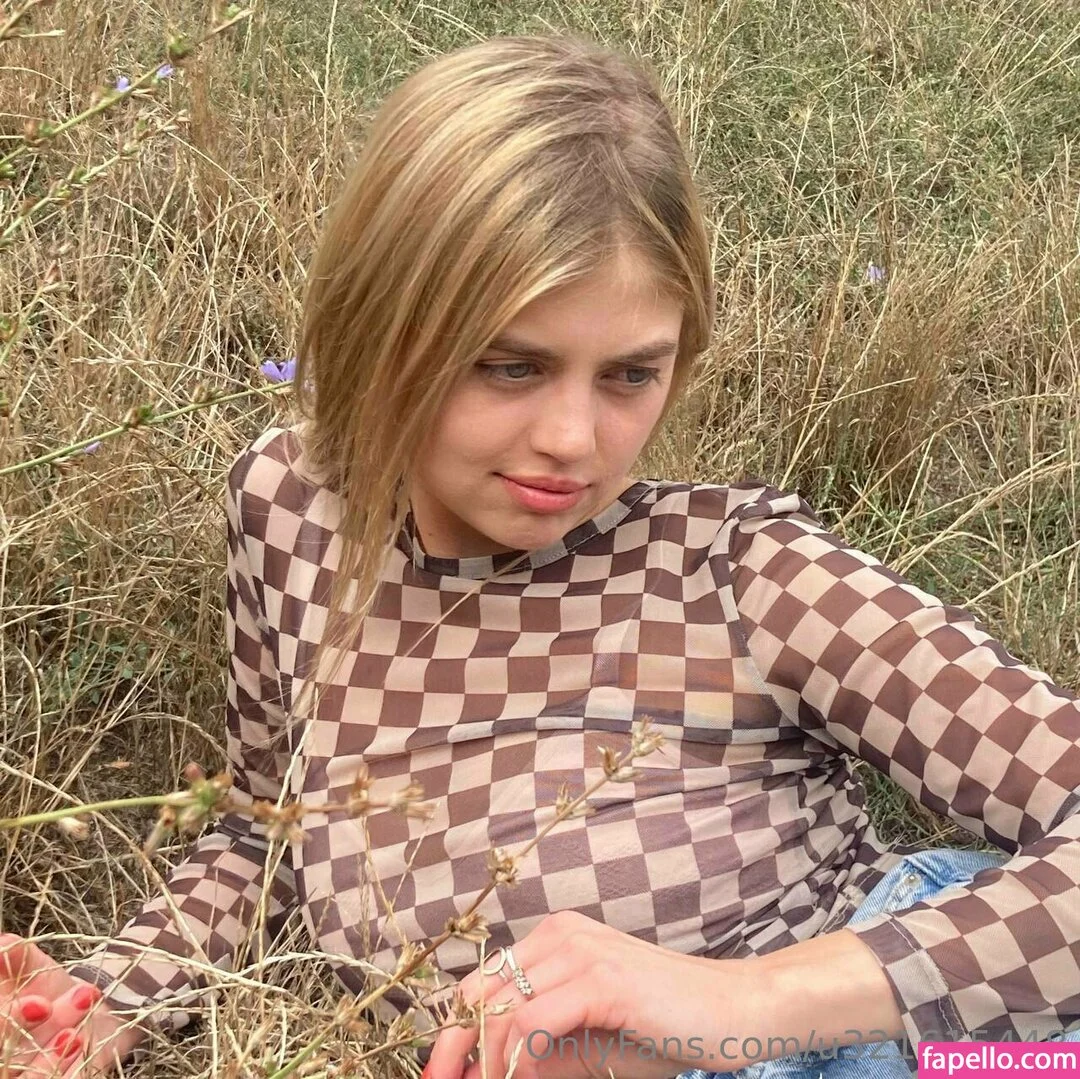 sandrateeny Onlyfans Photo Gallery 