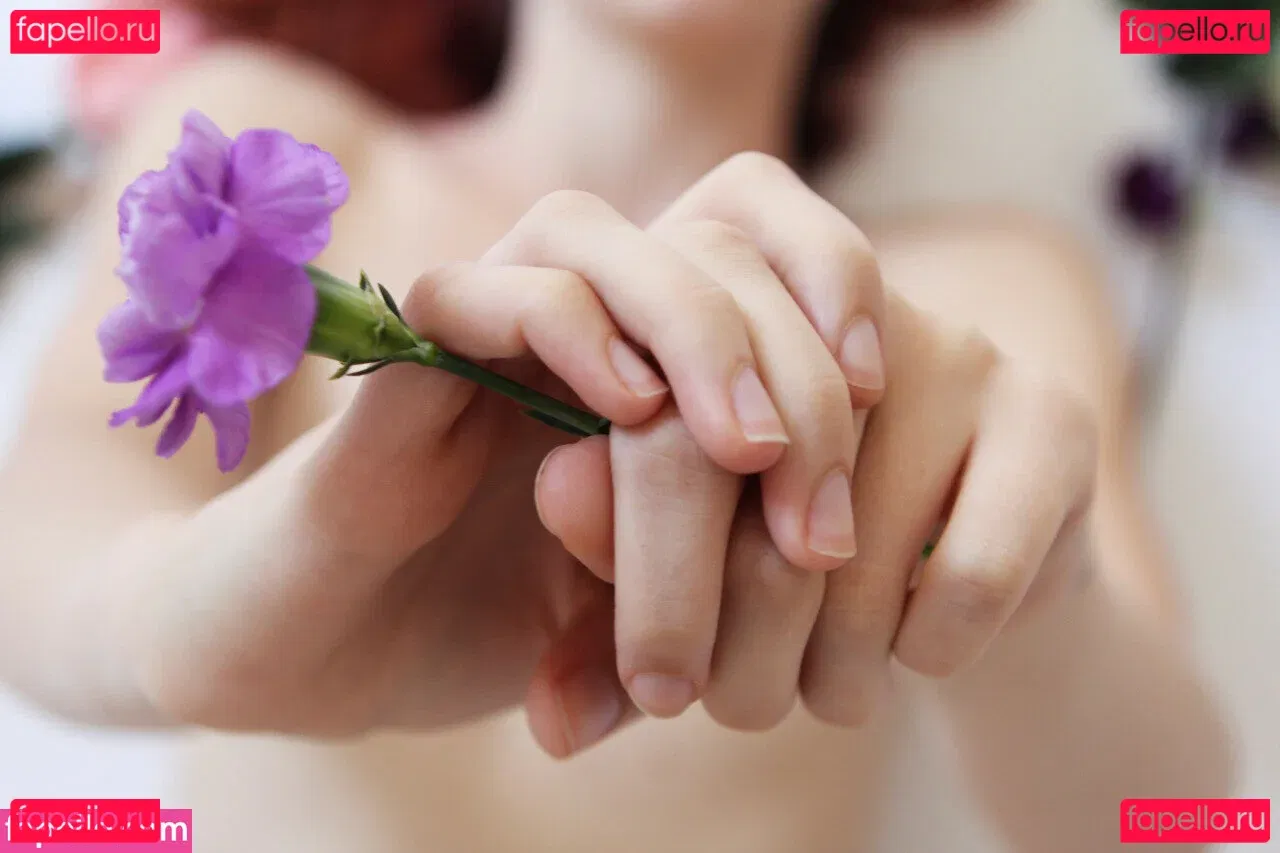 Insuh Yoon Onlyfans Photo Gallery 