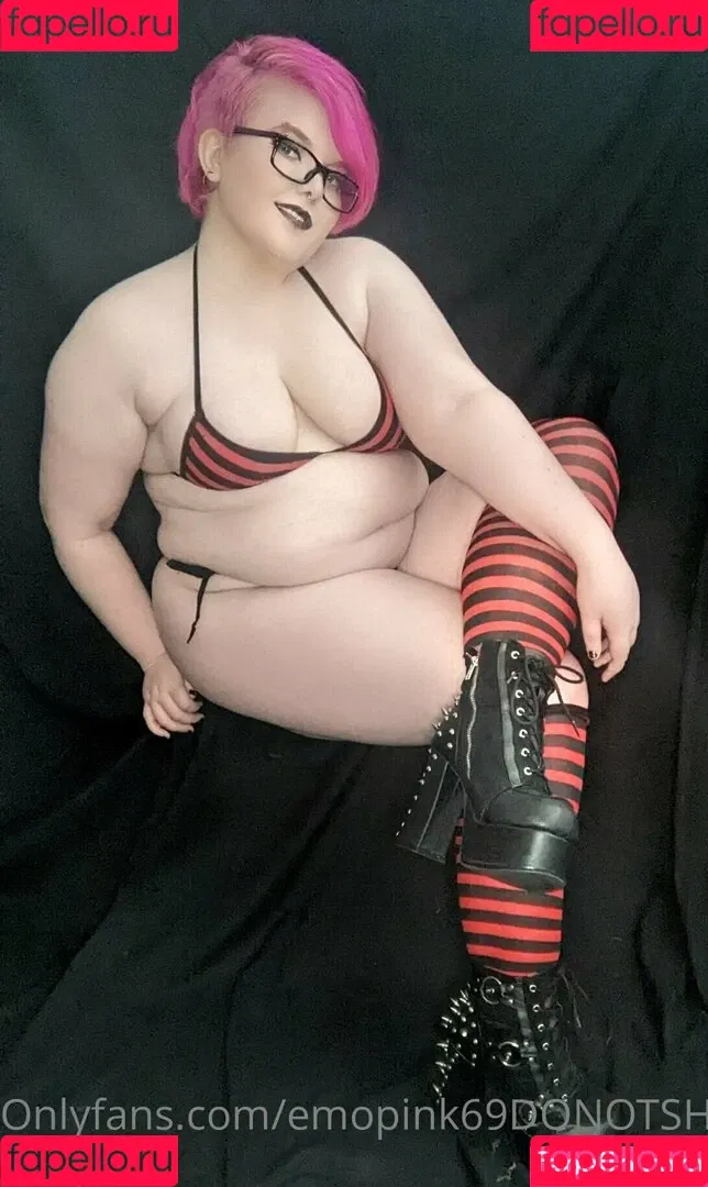 emopink69 Onlyfans Photo Gallery 