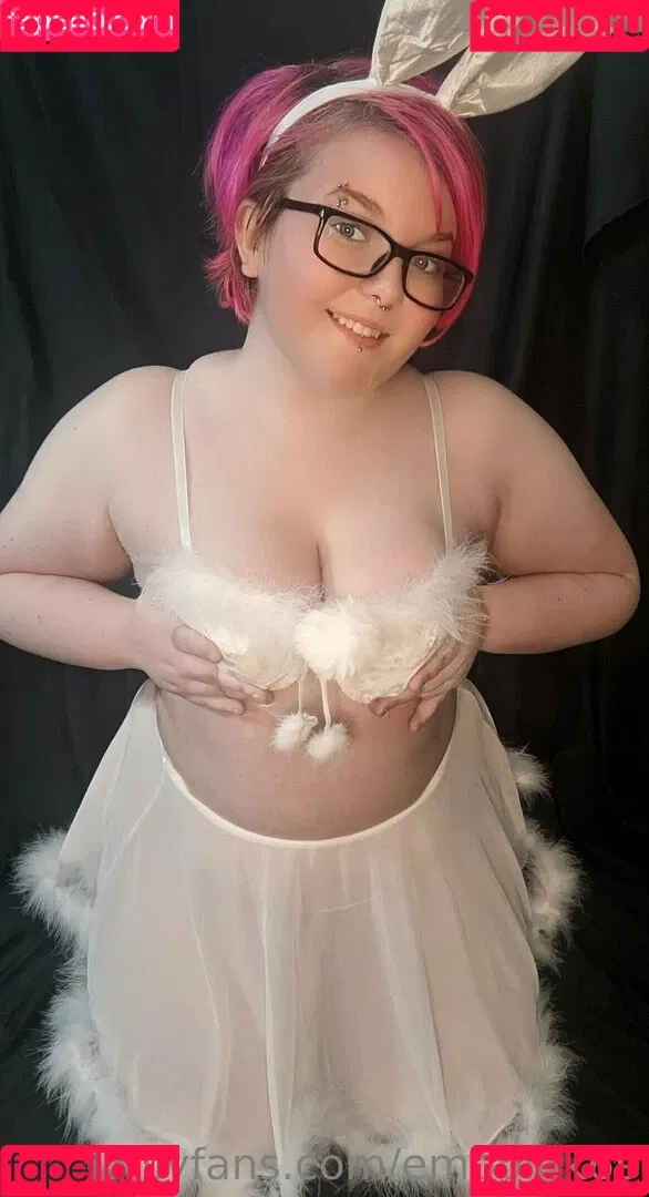 emopink69 Onlyfans Photo Gallery 